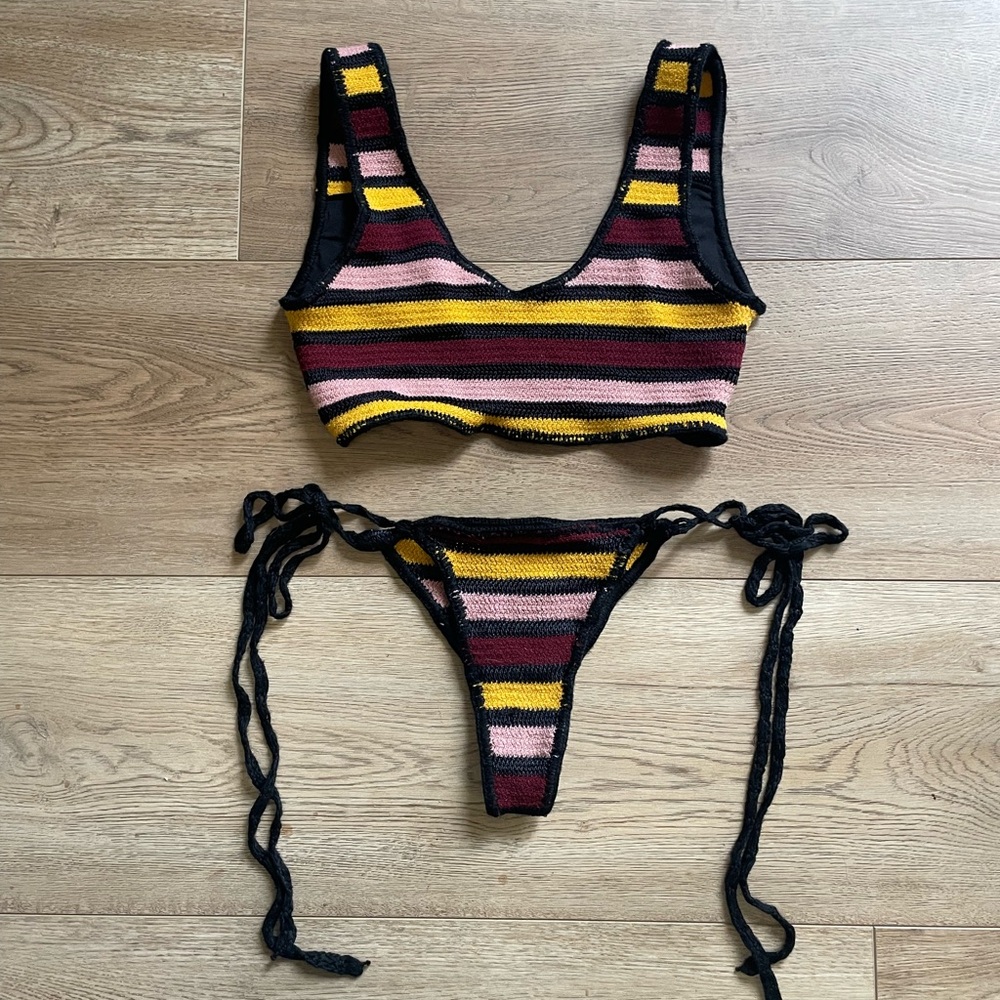 INDAH Bikini Set (top & bottom)
